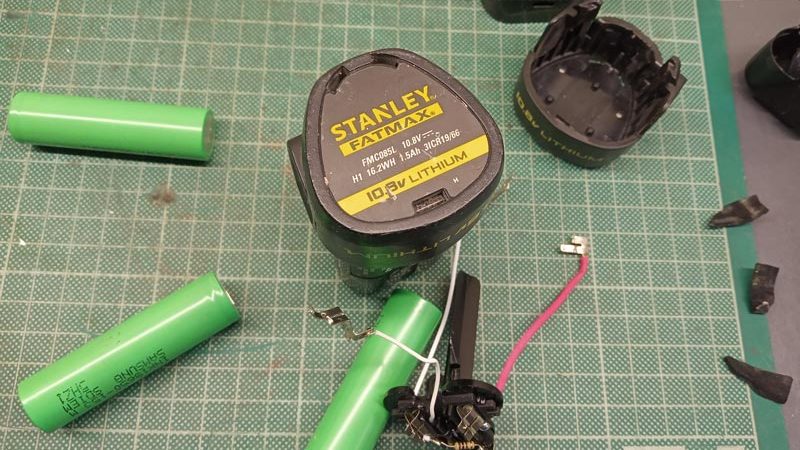 Επισκευή μπαταρίας Stanley Fat Max FMC085L